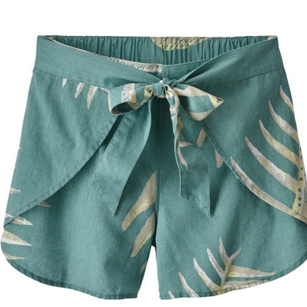 Patagonia Teal Leaf Print Tie-Waist Shorts